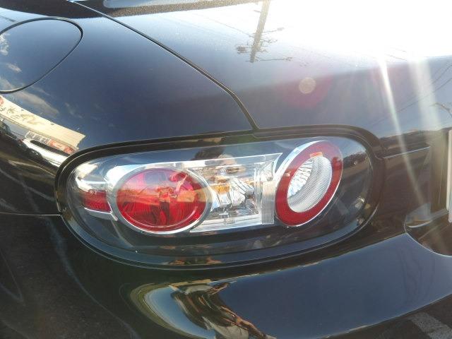 ロードスター RS 6MT GReddy2本出しマフラー ビルシュタイン車高調 ESPELIRダウンサス BOSEサウンドシステム ETC ステアリングリモコン フロアマット オープンルーフ 純正17インチアルミホイール(39枚目)