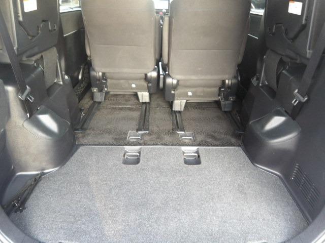 ヴォクシー V クルーズコントロール コーナーセンサー アイドリングストップ 両側パワースライドドア リヤモニター リヤエアコン 純正9インチSDナビ Bluetooth接続 フルセグテレビ バックカメラ ETC(22枚目)