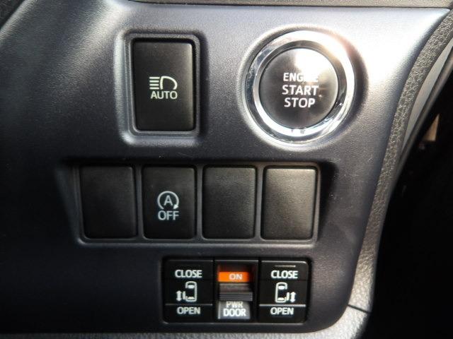 ヴォクシー V クルーズコントロール コーナーセンサー アイドリングストップ 両側パワースライドドア リヤモニター リヤエアコン 純正9インチSDナビ Bluetooth接続 フルセグテレビ バックカメラ ETC(32枚目)