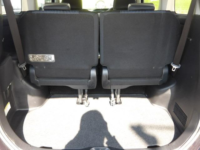 TOYOTA NOAH SI