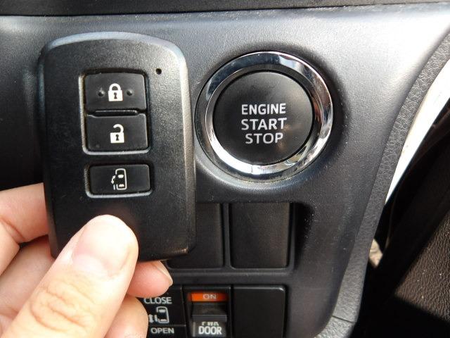 TOYOTA NOAH SI