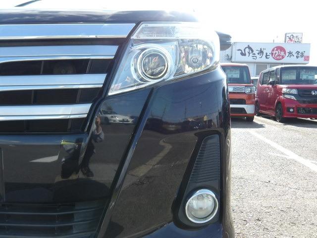 TOYOTA NOAH SI