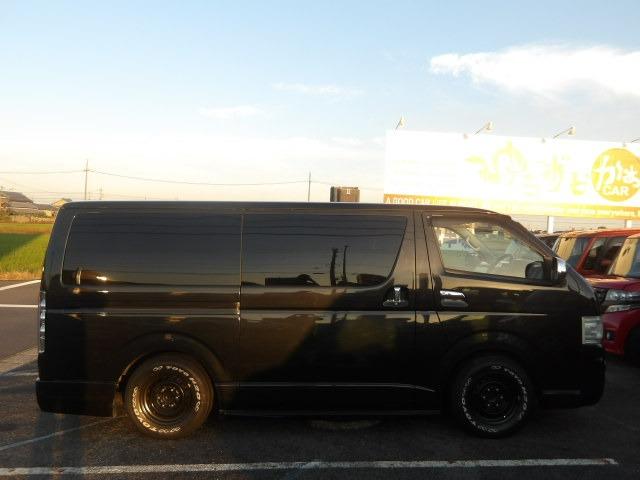 レジアスエースバン ロングスーパーGL アルパインフリップダウンモニター ベッドキット フルセグ対応ナビ バックカメラ ETC ウッドコンビステア 左右リアイージークローザー LEDオートヘッドライト 黒革調シートカバー ディーゼルターボ(6枚目)