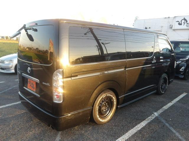 レジアスエースバン ロングスーパーGL アルパインフリップダウンモニター ベッドキット フルセグ対応ナビ バックカメラ ETC ウッドコンビステア 左右リアイージークローザー LEDオートヘッドライト 黒革調シートカバー ディーゼルターボ(10枚目)