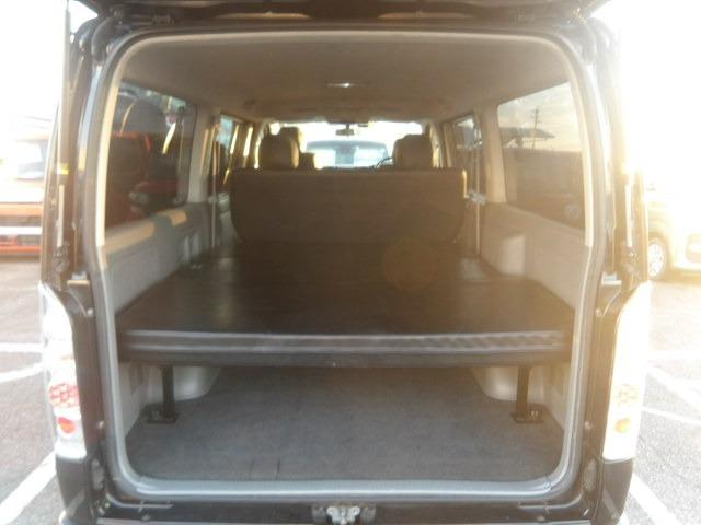レジアスエースバン ロングスーパーGL アルパインフリップダウンモニター ベッドキット フルセグ対応ナビ バックカメラ ETC ウッドコンビステア 左右リアイージークローザー LEDオートヘッドライト 黒革調シートカバー ディーゼルターボ(13枚目)