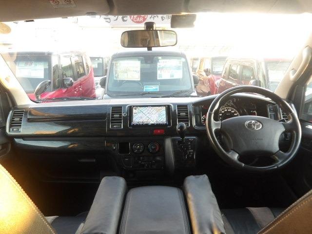 レジアスエースバン ロングスーパーGL アルパインフリップダウンモニター ベッドキット フルセグ対応ナビ バックカメラ ETC ウッドコンビステア 左右リアイージークローザー LEDオートヘッドライト 黒革調シートカバー ディーゼルターボ(21枚目)