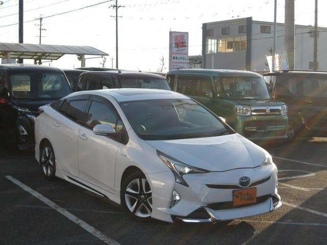 プリウス S フルエアロ 電動サンルーフ ブルートゥース対応9インチフルセグナビ ツーリング専用アルミホイール クルーズコントロール バックカメラ 衝突軽減ブレーキ ステアリモコン オートハイビーム ETC(8枚目)