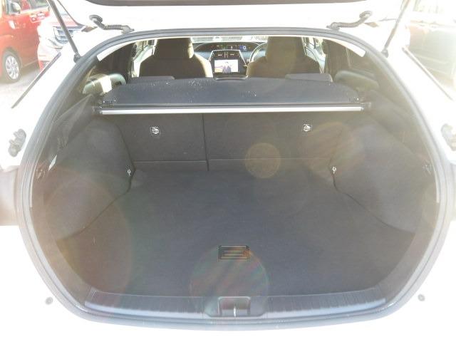 プリウス S フルエアロ 電動サンルーフ ブルートゥース対応9インチフルセグナビ ツーリング専用アルミホイール クルーズコントロール バックカメラ 衝突軽減ブレーキ ステアリモコン オートハイビーム ETC(13枚目)