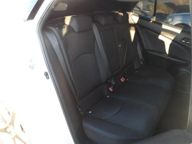 プリウス S フルエアロ 電動サンルーフ ブルートゥース対応9インチフルセグナビ ツーリング専用アルミホイール クルーズコントロール バックカメラ 衝突軽減ブレーキ ステアリモコン オートハイビーム ETC(17枚目)