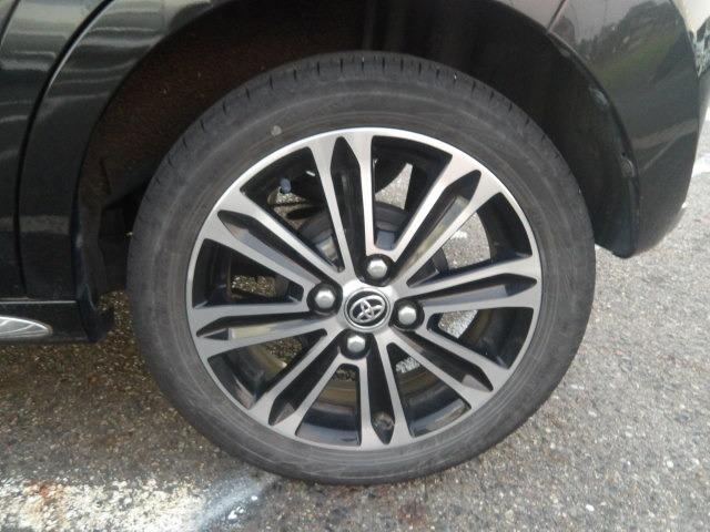 ピクシスジョイ F Gターボ SAIII プライムコレクション ワンオーナー ブルートゥース対応フルセグナビ 衝突軽減ブレーキ ハーフレザーシート オートハイビーム バックカメラ 前席シートヒーター プッシュスタート ETC フロントドラレコ オートリトラミラー(19枚目)