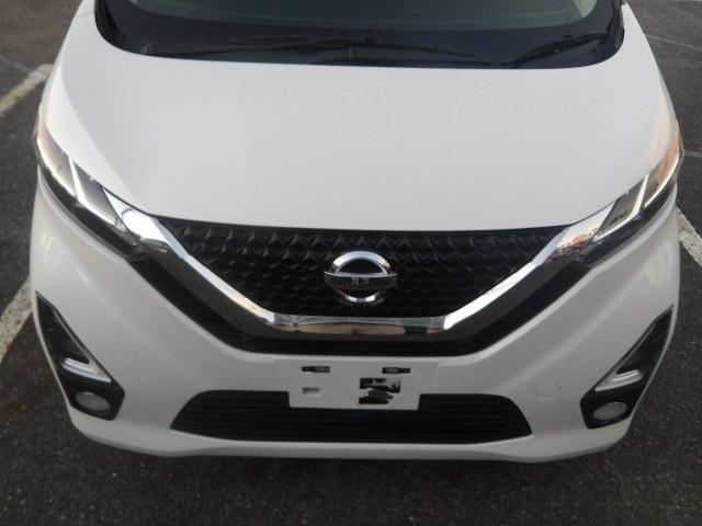 デイズ ハイウェイスター　Ｘ　ブルートゥース対応ナビ　アラウンドビューモニター　衝突軽減ブレーキ　コーナーセンサー　オートハイビーム　ステアリングリモコン　ＬＥＤオートヘッドライト　ＥＴＣ　アイドリングストップ　プッシュスタート（37枚目）