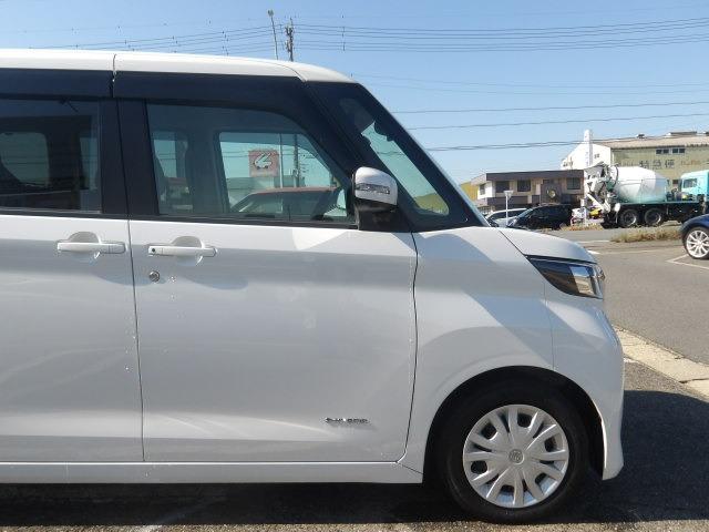 ルークス Ｘ　アラウンドビューモニター　コーナーセンサー　片側電動スライドドア　衝突軽減ブレーキ　オートハイビーム　アイドリングストップ　レンアラート　サイドバイザー　オートリトラミラー　プッシュスタート（22枚目）