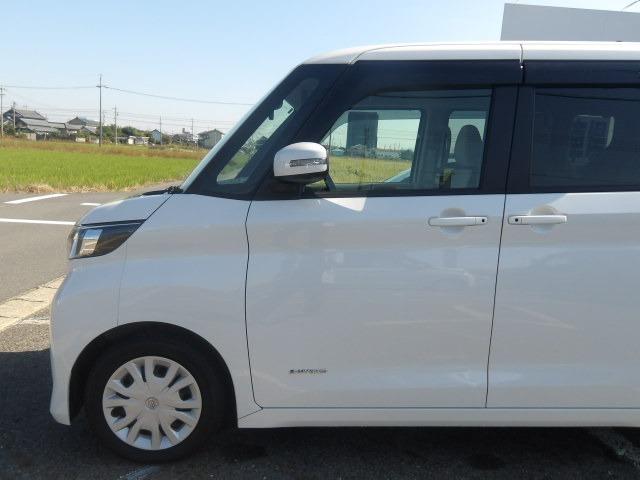 ルークス Ｘ　アラウンドビューモニター　コーナーセンサー　片側電動スライドドア　衝突軽減ブレーキ　オートハイビーム　アイドリングストップ　レンアラート　サイドバイザー　オートリトラミラー　プッシュスタート（26枚目）