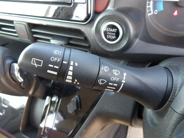 デイズ ボレロ　Ｘ　白×桃ツートーン　ブルートゥース対応純正９インチフルセグナビ　全方位モニター　コーナーセンサー　ドライブレコーダー　ステアリングリモコン　アイドリングストップ　衝突軽減ブレーキ　ハーフレザーシート（31枚目）