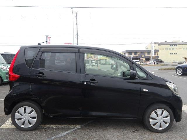 ｅＫワゴン Ｅ　シートヒーター　ＥＴＣ　ＫＥＮＷＯＯＤメモリーナビ　Ｂｌｕｅｔｏｏｔｈ接続　フルセグテレビ　オートリトラーミラー　サイドバイザー　アームレスト　ハロゲンヘッドライト　ヘッドライトへべライザー（6枚目）