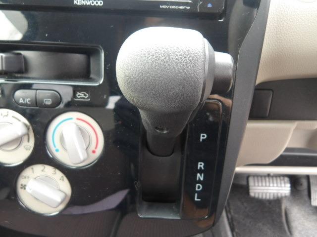 ｅＫワゴン Ｅ　シートヒーター　ＥＴＣ　ＫＥＮＷＯＯＤメモリーナビ　Ｂｌｕｅｔｏｏｔｈ接続　フルセグテレビ　オートリトラーミラー　サイドバイザー　アームレスト　ハロゲンヘッドライト　ヘッドライトへべライザー（13枚目）