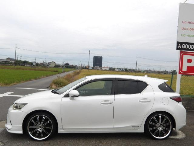 ＣＴ ＣＴ２００ｈ　バージョンＣ　クルーズコントロール　コーナーセンサー　シートヒーター　ステアリングリモコン　純正ＨＤＤナビ　Ｂｌｕｅｔｏｏｔｈ接続　フルセグテレビ　バックカメラ　ＥＴＣ　ドライブレコーダー　プッシュスタート（7枚目）