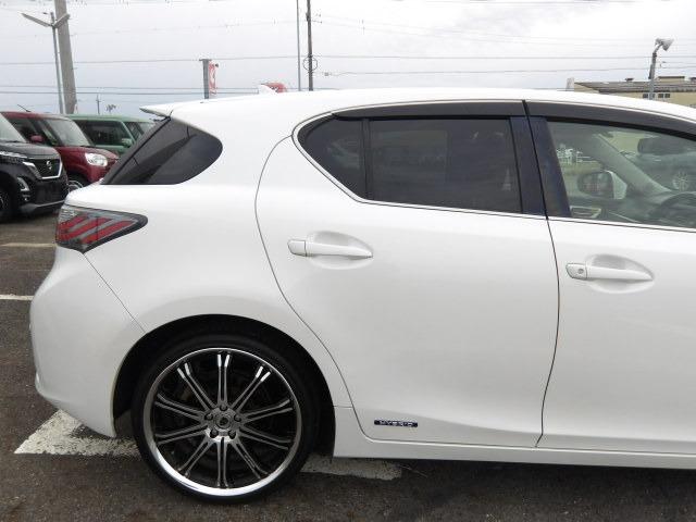 ＣＴ ＣＴ２００ｈ　バージョンＣ　クルーズコントロール　コーナーセンサー　シートヒーター　ステアリングリモコン　純正ＨＤＤナビ　Ｂｌｕｅｔｏｏｔｈ接続　フルセグテレビ　バックカメラ　ＥＴＣ　ドライブレコーダー　プッシュスタート（24枚目）