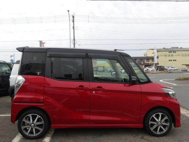 デイズルークス ハイウェイスター　Ｘ　Ｖセレクション　ツートン　衝突軽減ブレーキ　アイドリングストップ　レーンアシスト　ステアリングリモコン　両側パワースライドドア　純正ＳＤナビ　Ｂｌｕｅｔｏｏｔｈ接続　フルセグテレビ　アラウンドビューモニター　ＥＴＣ（6枚目）