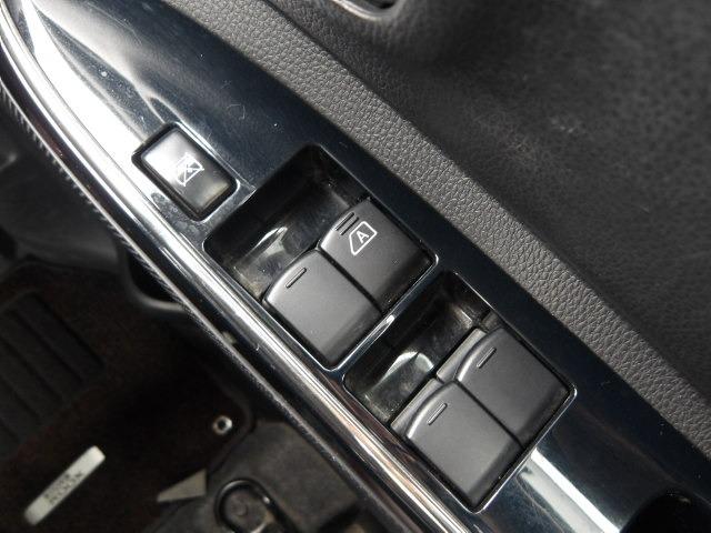 デイズルークス ハイウェイスター　Ｘ　Ｖセレクション　ツートン　衝突軽減ブレーキ　アイドリングストップ　レーンアシスト　ステアリングリモコン　両側パワースライドドア　純正ＳＤナビ　Ｂｌｕｅｔｏｏｔｈ接続　フルセグテレビ　アラウンドビューモニター　ＥＴＣ（34枚目）