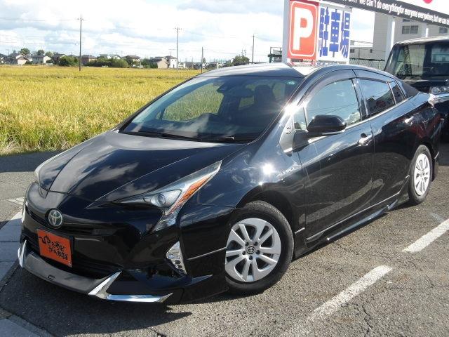 プリウス Ｓセーフティプラス　ブルートゥース対応純正９インチナビ　フルエアロ　クルーズコントロール　ヘッドアップディスプレイ　オートハイビーム　衝突軽減ブレーキ　デジタルインナーミラー型ドラレコ　バックカメラ　ＥＴＣ（9枚目）