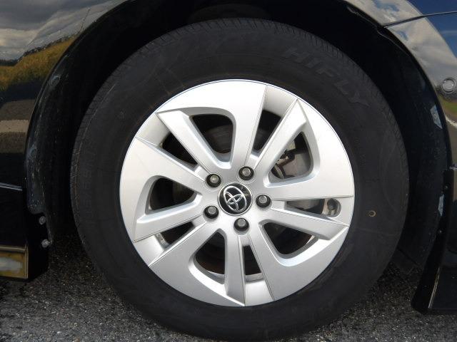 プリウス Ｓセーフティプラス　ブルートゥース対応純正９インチナビ　フルエアロ　クルーズコントロール　ヘッドアップディスプレイ　オートハイビーム　衝突軽減ブレーキ　デジタルインナーミラー型ドラレコ　バックカメラ　ＥＴＣ（20枚目）