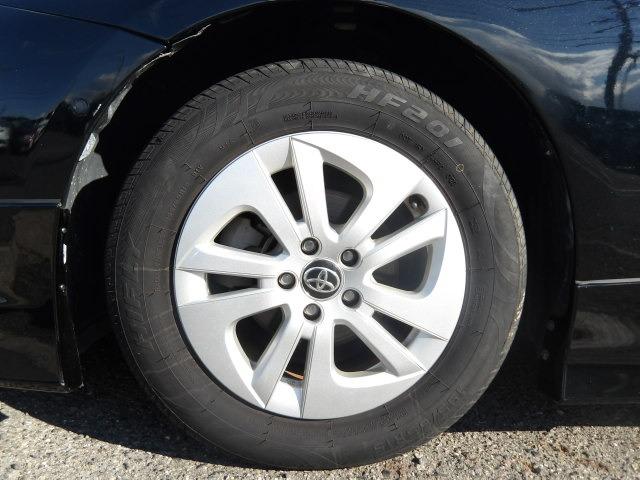 プリウス Ｓセーフティプラス　ブルートゥース対応純正９インチナビ　フルエアロ　クルーズコントロール　ヘッドアップディスプレイ　オートハイビーム　衝突軽減ブレーキ　デジタルインナーミラー型ドラレコ　バックカメラ　ＥＴＣ（24枚目）