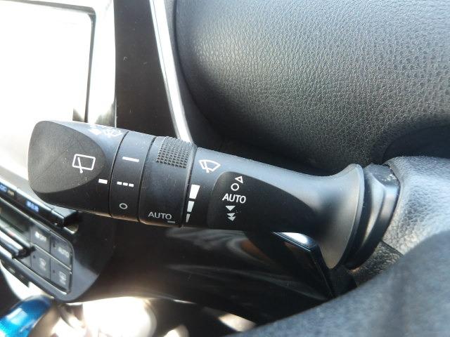 プリウス Ｓセーフティプラス　ブルートゥース対応純正９インチナビ　フルエアロ　クルーズコントロール　ヘッドアップディスプレイ　オートハイビーム　衝突軽減ブレーキ　デジタルインナーミラー型ドラレコ　バックカメラ　ＥＴＣ（34枚目）