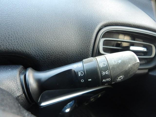 プリウス Ｓセーフティプラス　ブルートゥース対応純正９インチナビ　フルエアロ　クルーズコントロール　ヘッドアップディスプレイ　オートハイビーム　衝突軽減ブレーキ　デジタルインナーミラー型ドラレコ　バックカメラ　ＥＴＣ（35枚目）