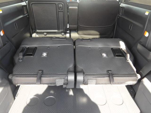 ピクシスメガ L SAIII ブルートゥース対応フルセグナビ 両側電動スライドドア バックカメラ 衝突軽減ブレーキ ステアリモコン アイドリングストップ オートハイビーム ETC リアロールサンシェード 純正アルミホイール(21枚目)