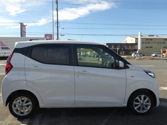 デイズ X ブルートゥース対応純正メモリーナビ バックカメラ ドライブレコーダー コーナーセンサー ETC アイドリングストップ 衝突軽減ブレーキ 純正14インチアルミホイール オートヘッドライト(6枚目)