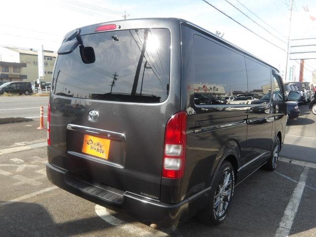 ハイエースバン ロングスーパーGL ALPINEディスプレイオーディオ ブルートゥース AppleCarPlay AndroidAuto ディーゼルターボ ベッドキット ドライブレコーダー ETC WALD17インチアルミホイール(10枚目)