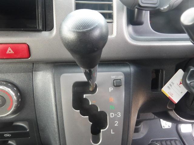 ハイエースバン ロングスーパーGL ALPINEディスプレイオーディオ ブルートゥース AppleCarPlay AndroidAuto ディーゼルターボ ベッドキット ドライブレコーダー ETC WALD17インチアルミホイール(13枚目)