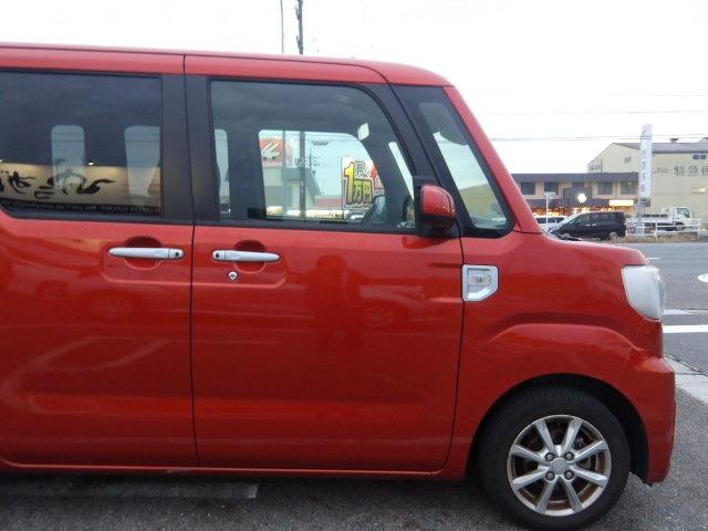 営業時間は朝１０時〜夜７時までとなっております！ジュースやコーヒーをご用意しておお待ちしております♪定休日は火曜日です！