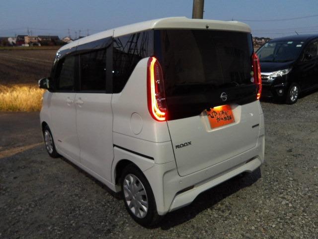 ルークス Ｘ　ブルートゥース対応フルセグナビ　アラウンドビューモニター　コーナーセンサー　衝突軽減ブレーキ　片側電動スライドドア　純正ドライブレコーダー　オートリトラミラー　ステアリングリモコン　サイドバイザー（10枚目）