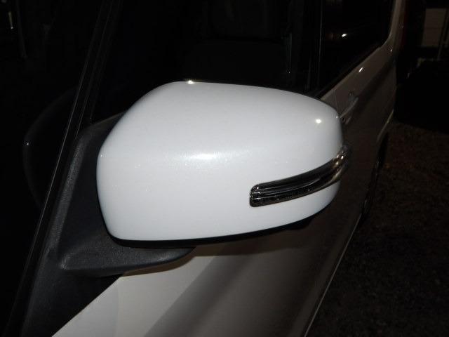 ルークス Ｘ　ブルートゥース対応フルセグナビ　アラウンドビューモニター　コーナーセンサー　衝突軽減ブレーキ　片側電動スライドドア　純正ドライブレコーダー　オートリトラミラー　ステアリングリモコン　サイドバイザー（47枚目）