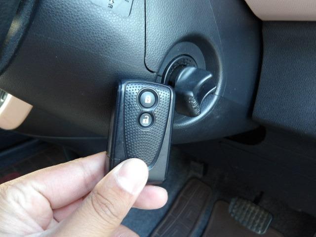 ミラココア ココアプラスＸ　エクリプスＳＤナビ　ＬＥＤヘッドライト　ルーフレール　アイドリングストップ　サイドバイザー　フロントアームレスト　オートリトラミラー　スマートキー　ベンチシート　フロアマット　オートＡ／Ｃ（30枚目）