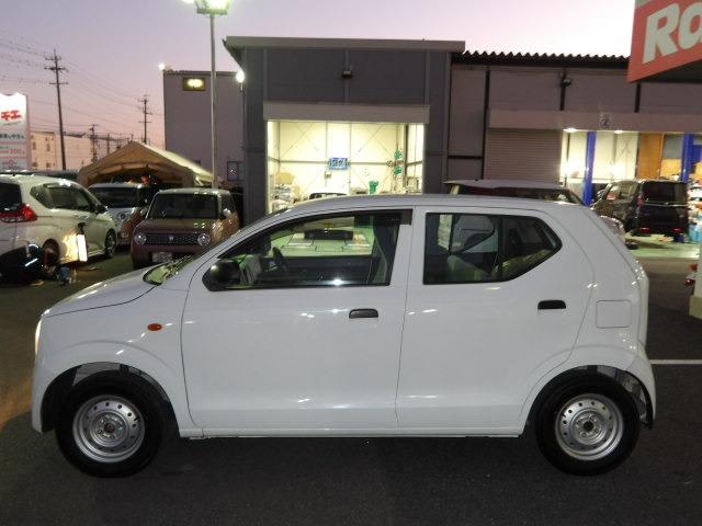 アルト ＶＰ　オートギアシフト　オーディオ　キーレスキー　サイドバイザー　フロアマット　ＡＢＳ　イモビライザー　１３インチ鉄チンホイール（7枚目）