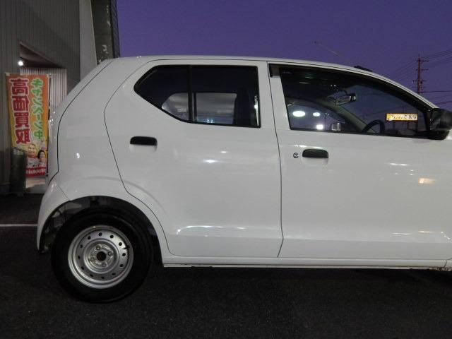 アルト ＶＰ　オートギアシフト　オーディオ　キーレスキー　サイドバイザー　フロアマット　ＡＢＳ　イモビライザー　１３インチ鉄チンホイール（24枚目）