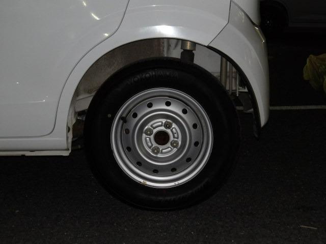 アルト ＶＰ　オートギアシフト　オーディオ　キーレスキー　サイドバイザー　フロアマット　ＡＢＳ　イモビライザー　１３インチ鉄チンホイール（27枚目）