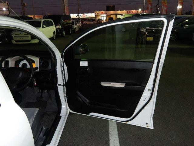 アルト ＶＰ　オートギアシフト　オーディオ　キーレスキー　サイドバイザー　フロアマット　ＡＢＳ　イモビライザー　１３インチ鉄チンホイール（37枚目）