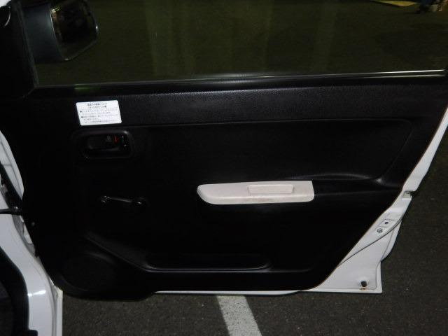 アルト ＶＰ　オートギアシフト　オーディオ　キーレスキー　サイドバイザー　フロアマット　ＡＢＳ　イモビライザー　１３インチ鉄チンホイール（38枚目）