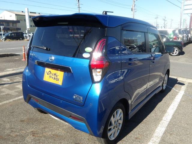 デイズ ハイウェイスター X ブルートゥース対応純正フルセグナビ 全方位カメラ アイドリングストップ 衝突軽減ブレーキ ステアリングリモコン フロアマット サイドバイザー LEDオートヘッドライト スマートキー×3 ベンチシート(10枚目)