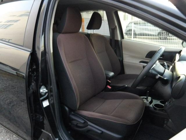 アクア Ｇ　純正フルセグナビ　ブルートゥース対応　ワンオーナー　バックカメラ　ＥＴＣ　ステアリングリモコン　スマートキー　プッシュスタート　オートエアコン　ウィンカーミラー　社外１５インチアルミホイール（14枚目）