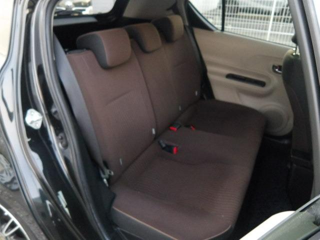 アクア Ｇ　純正フルセグナビ　ブルートゥース対応　ワンオーナー　バックカメラ　ＥＴＣ　ステアリングリモコン　スマートキー　プッシュスタート　オートエアコン　ウィンカーミラー　社外１５インチアルミホイール（15枚目）