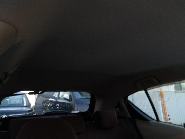 アクア Ｇ　純正フルセグナビ　ブルートゥース対応　ワンオーナー　バックカメラ　ＥＴＣ　ステアリングリモコン　スマートキー　プッシュスタート　オートエアコン　ウィンカーミラー　社外１５インチアルミホイール（18枚目）