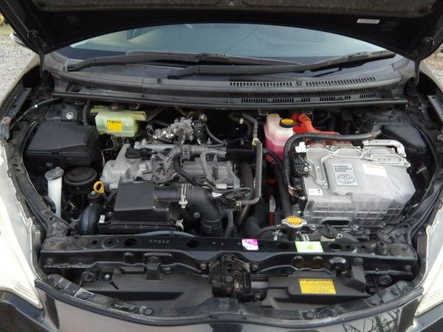 アクア Ｇ　純正フルセグナビ　ブルートゥース対応　ワンオーナー　バックカメラ　ＥＴＣ　ステアリングリモコン　スマートキー　プッシュスタート　オートエアコン　ウィンカーミラー　社外１５インチアルミホイール（19枚目）