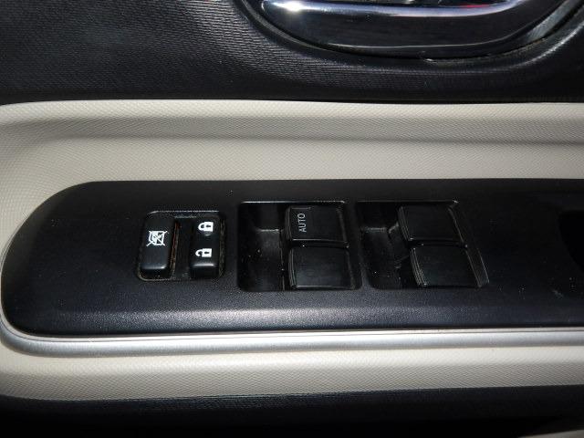 アクア Ｇ　純正フルセグナビ　ブルートゥース対応　ワンオーナー　バックカメラ　ＥＴＣ　ステアリングリモコン　スマートキー　プッシュスタート　オートエアコン　ウィンカーミラー　社外１５インチアルミホイール（38枚目）