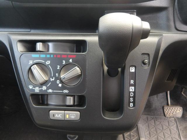 購入後も末永いお付き合いを♪アフターサービスもお任せください！車検整備・買取下取・事故・保険など幅広くご対応致します！