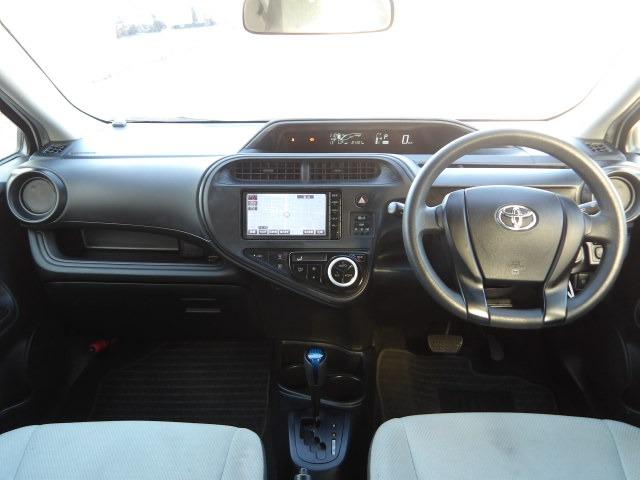 アクア Ｌ　ブルートゥース対応純正ナビ　アイドリングストップ　キーレスキー　オートＡ／Ｃ　フロアマット　サイドバイザー　ＥＣＯモード　ＥＶモード　ヘッドライトレベライザー　ホイールキャップ　ハロゲンヘッドライト（17枚目）